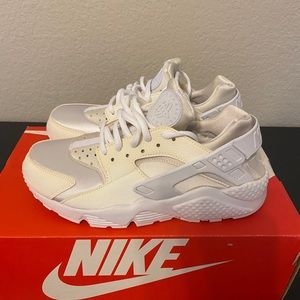 Nike Women’s Huarache Run Sneakers